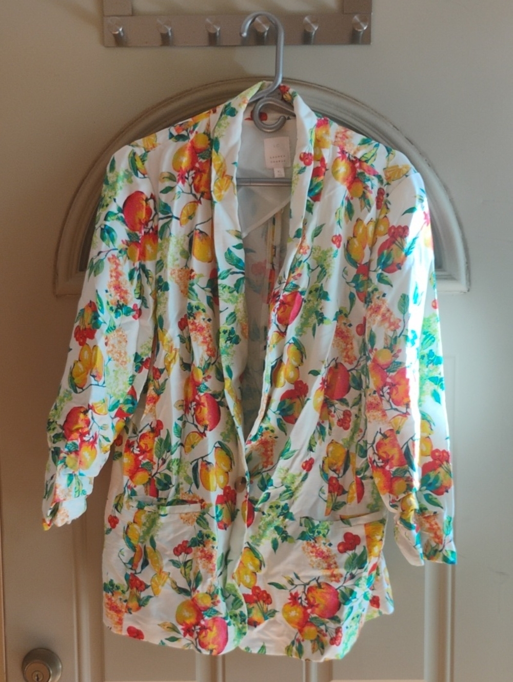LC Lauren Conrad White Floral & Citrus Kimono-Style Blazer